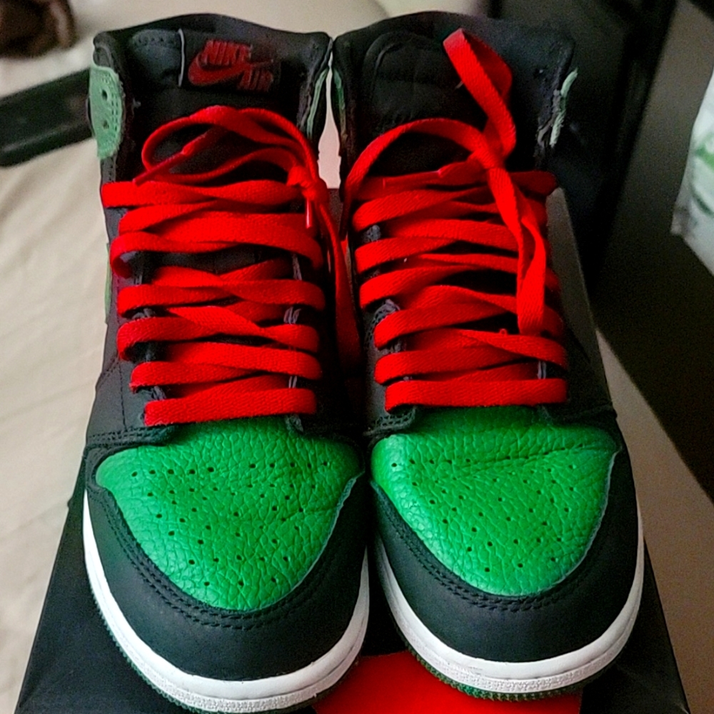 Nike Air Jordan 1 size 7y